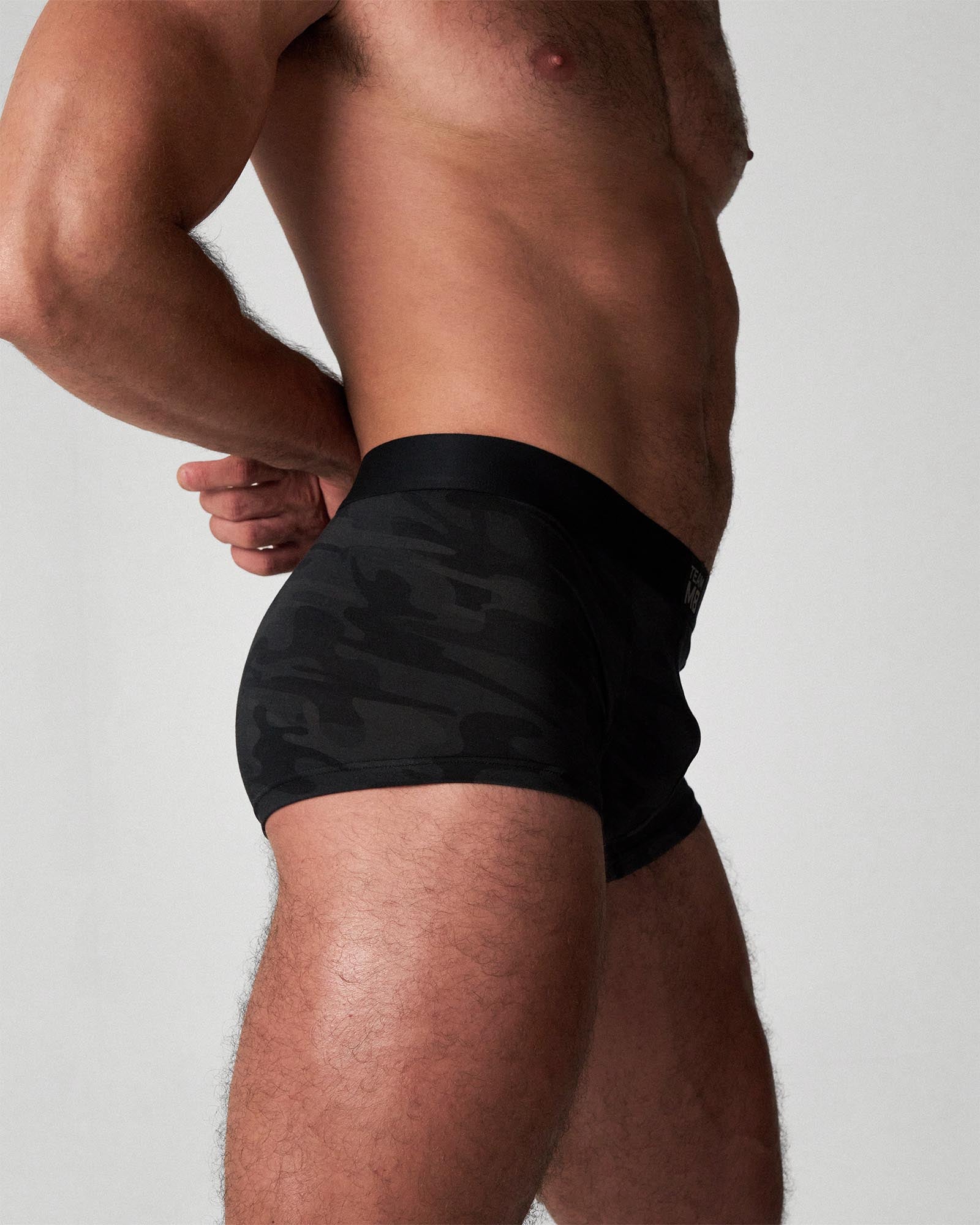 M8 Trunk - Charcoal