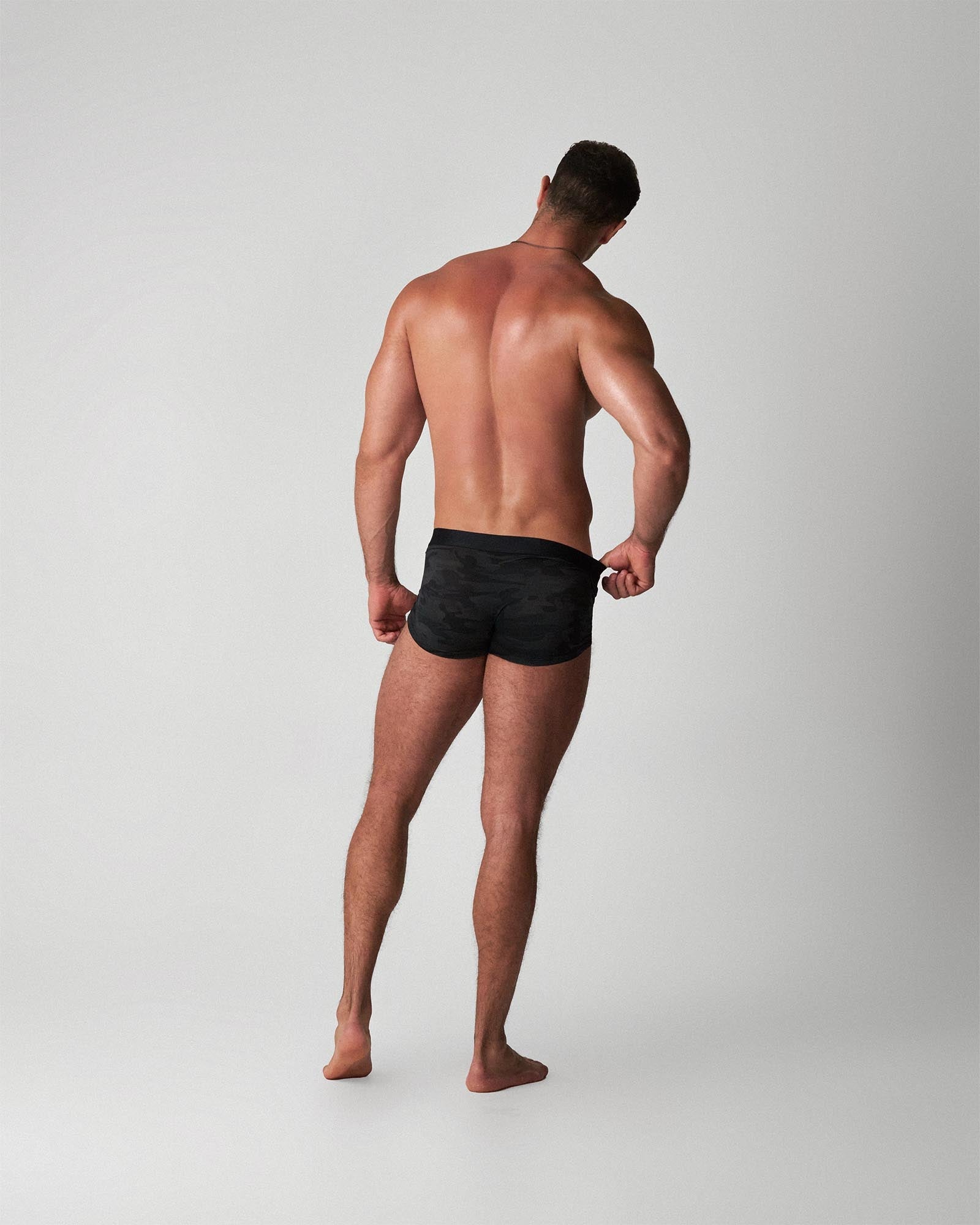 M8 Trunk - Charcoal