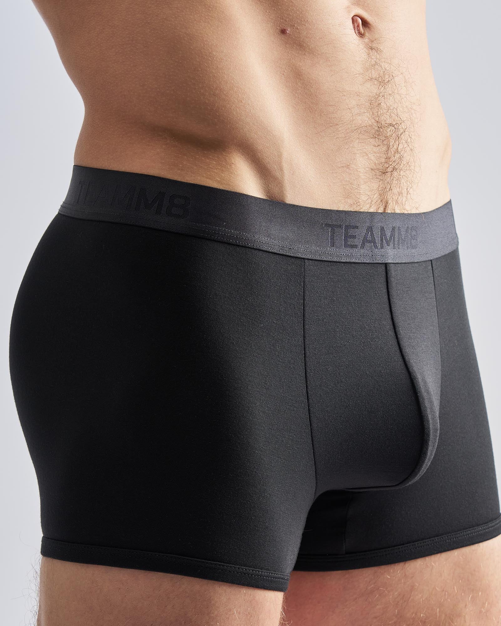 Reign Trunk - Onyx