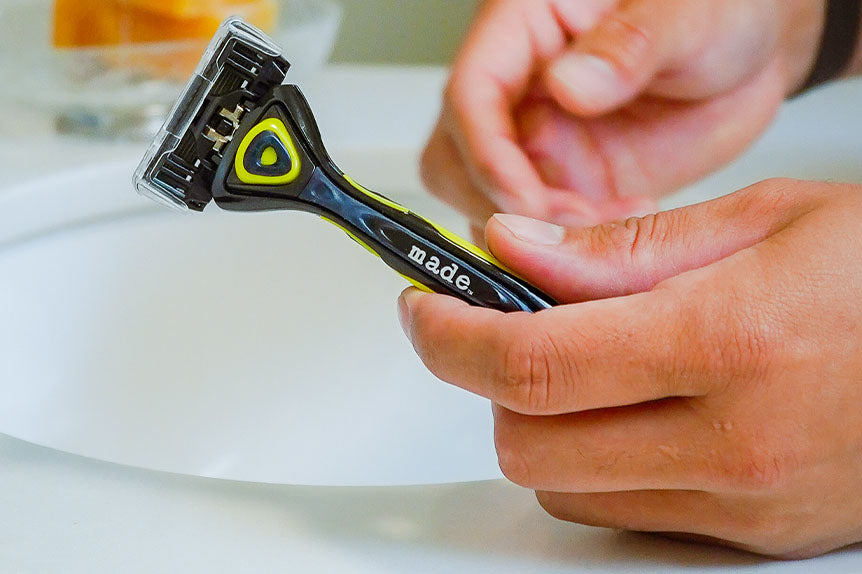 World Famous 'Made' Razor